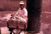 Cigarette vendor